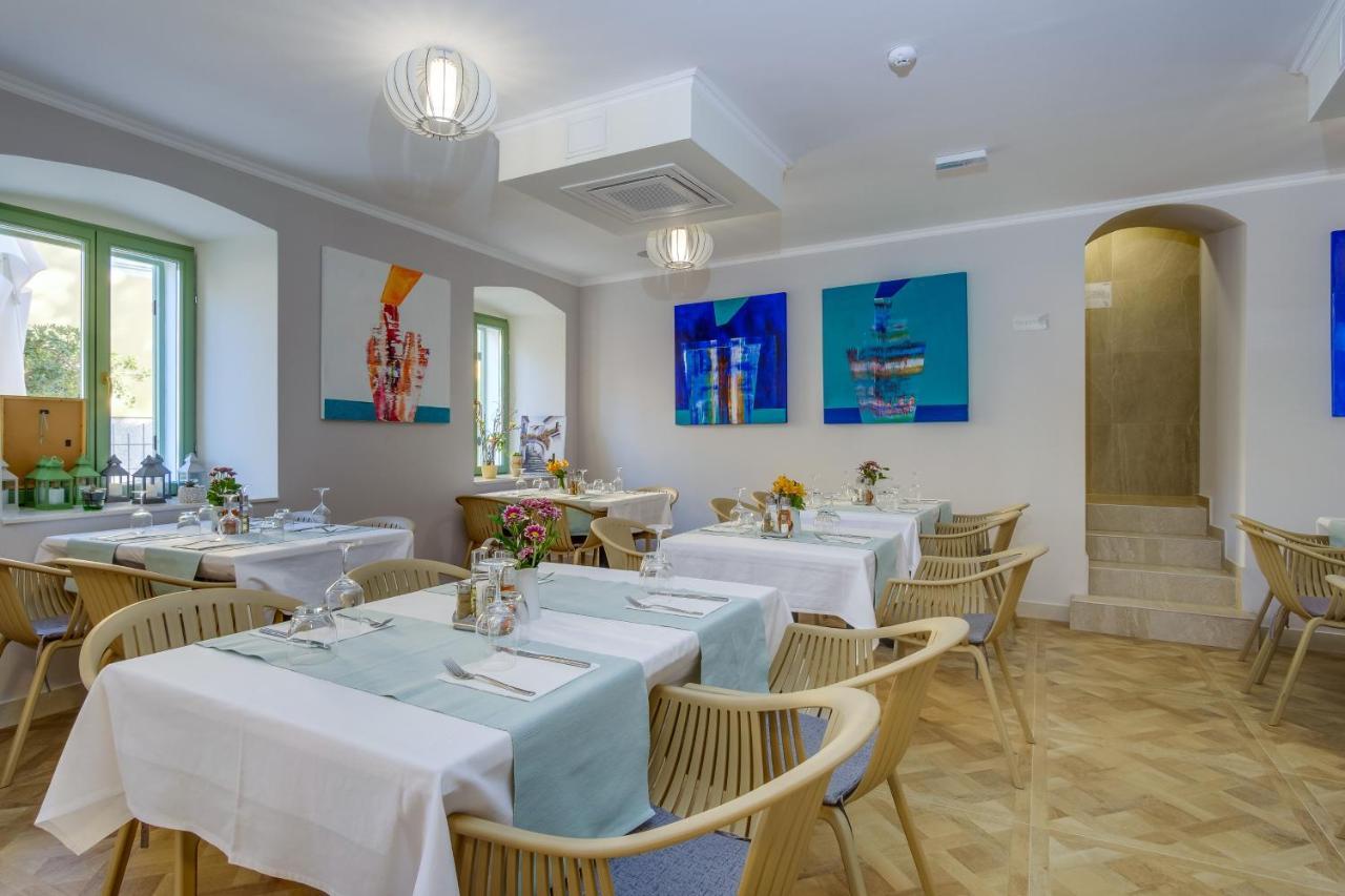 Hotel Vila Conte Lussingrande Esterno foto